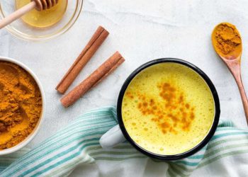Angesagter Kurkuma-Latte: Das gesunde und köstliche Rezept für den Superfood-Drink