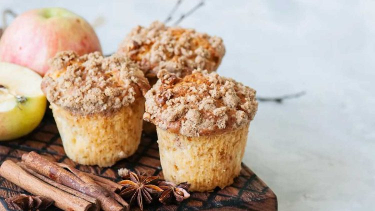 Apfel-Streusel-Muffins backen: Rezept mit Herbstgefühlen