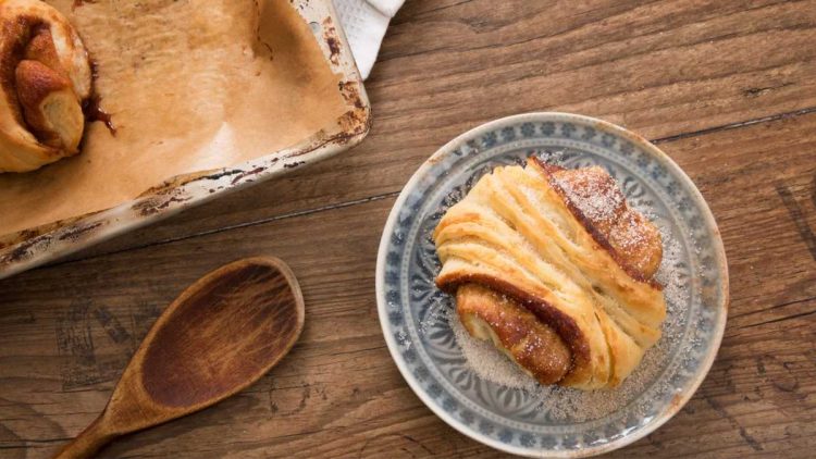 Buttrige Franzbrötchen ganz einfach selbst backen