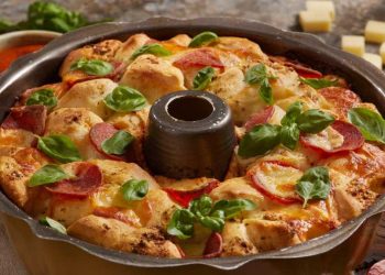 Das beste Party-Rezept: Pizza-Gugelhupf