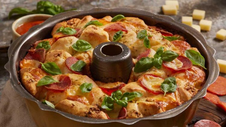 Das beste Party-Rezept: Pizza-Gugelhupf
