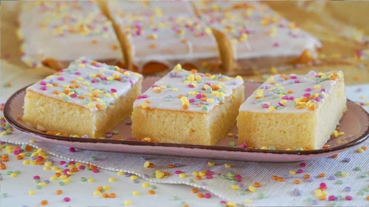 Der perfekte Kuchen zur Einschulung: 3 einfache Rezepte für Blechkuchen