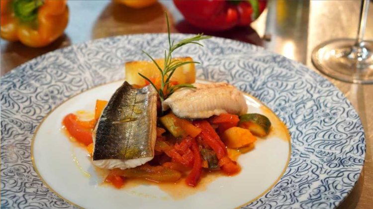 Gebratene Saiblingsfilets mit Peperonata