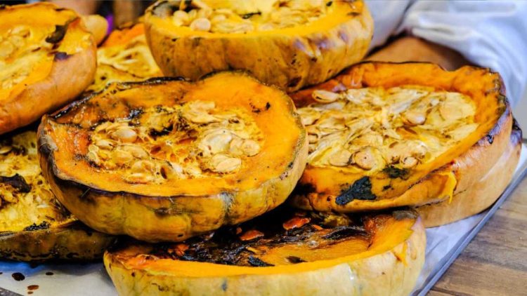 Gegrillter Kürbis: geröstetes Glück ganz einfach gemacht