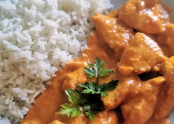 Hähnchen in Tomaten-Sahnesoße (Butter Chicken)