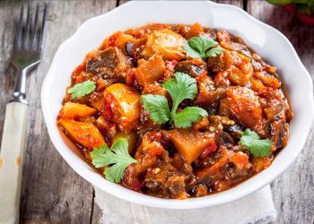 Herzhafter Bauerntopf: One-Pot-Rezept wie bei Oma - perfekt für den Herbst