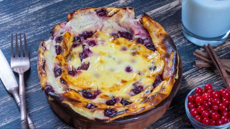 Himmlisches Rezept: Grießauflauf mit Quark und Kirschen