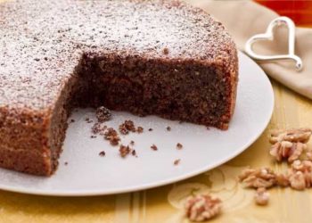Klassischer Nusskuchen