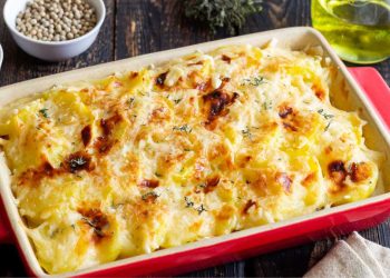 Kroatischer Kartoffelauflauf mit Feta und Knoblauch: Lecker deftig