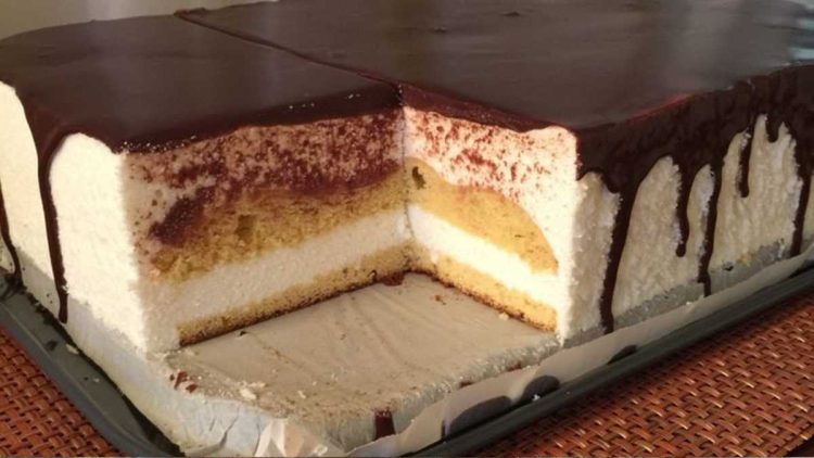 Luftig, zart, locker: ein himmlischer Genuss ist die beliebte Vogelmilch-Torte
