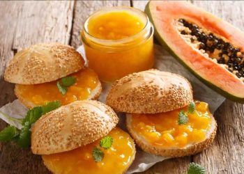 Papaya-Aufstrich: Richtig leckerer tropischer Fruchtgenuss