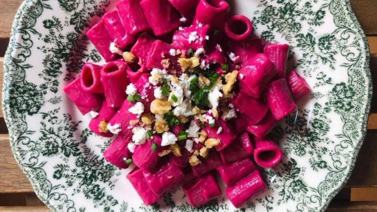 "Pinke Barbie Pasta": Das beste Rezept zu den viralen TikTok-Nudeln