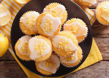 Rezept für Zitronenmuffins: Lockere Küchlein ohne Backmischung