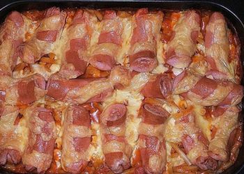 Sehr einfach und total leckerer Auflauf: Makkaroni Wurstchen Auflauf