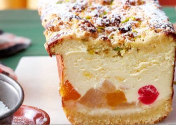 Tutti-Frutti-Käsekuchen: Farbenfroher Genuss für alle Sinne