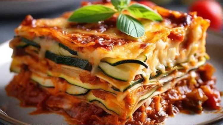 Vegane Lasagne mit Sojahack und Gemüse - ein echter Gaumenschmaus