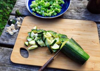 Zucchini haltbar machen: Mit drei Schritt-für-Schritt-Anleitungen ganz einfach