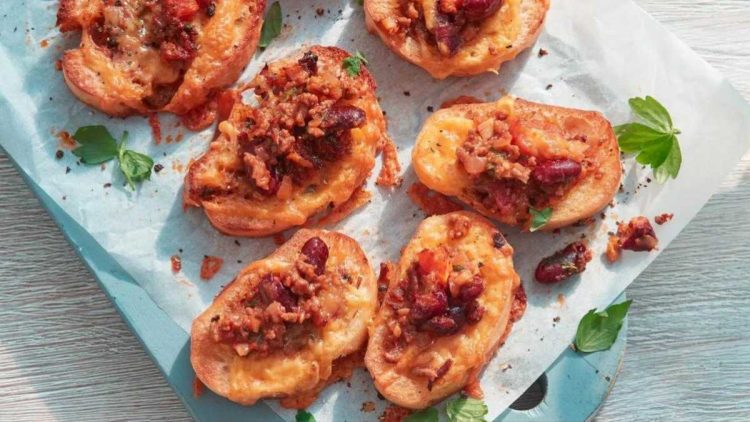 Chili con Carne Baguette: Klassiker als Häppchen