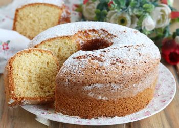 Ciambellone : Einfacher italienischer Gugelhupf