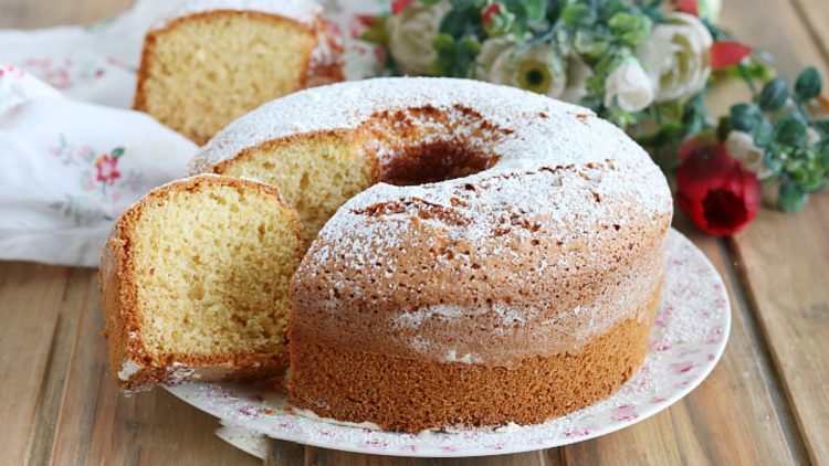 Ciambellone : Einfacher italienischer Gugelhupf