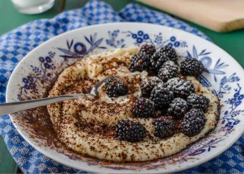 Cremiges Porridge und die besten Herbst-Toppings