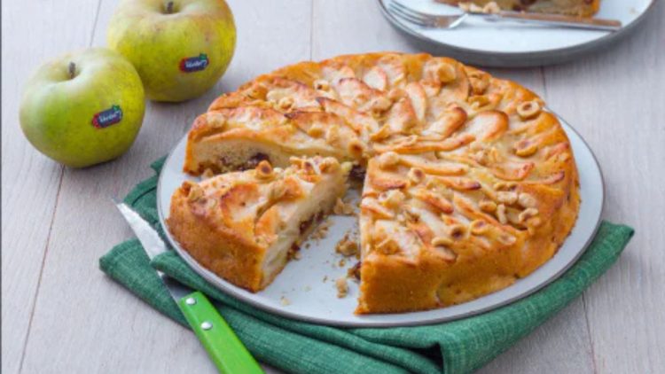 Einfacher veganer Apfelkuchen