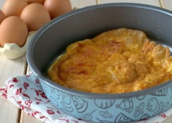 Einfaches Omelett aus der Heißluftfritteuse