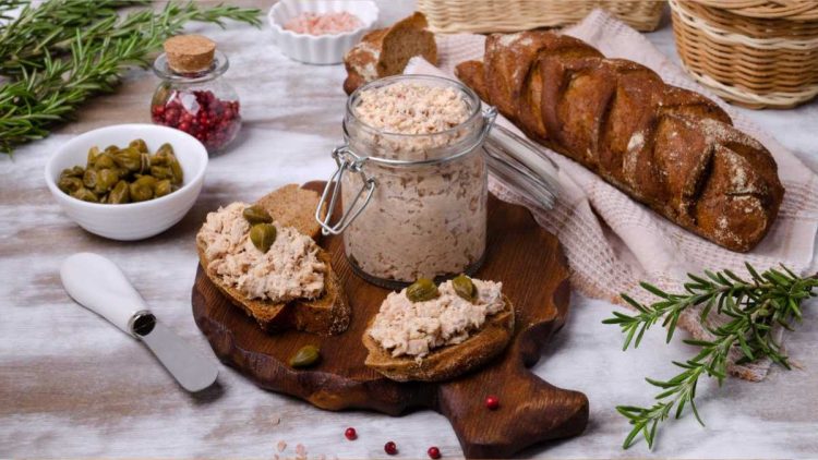 Feiner Aufstrich aus Frankreich: Lachs-Rillette