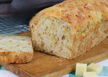 Ich backe das täglich: Käsebrot in wenigen Minuten zubereitet - Ein Tassenrezept - Einfach Nur Lecker