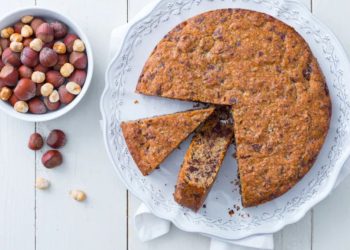 Italienischer Schokoladen-Haselnusskuchen