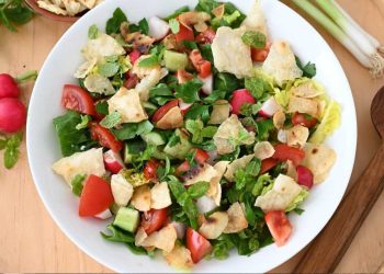 Rezept der Woche: Fattoush, ein libanesischer Brotsalat