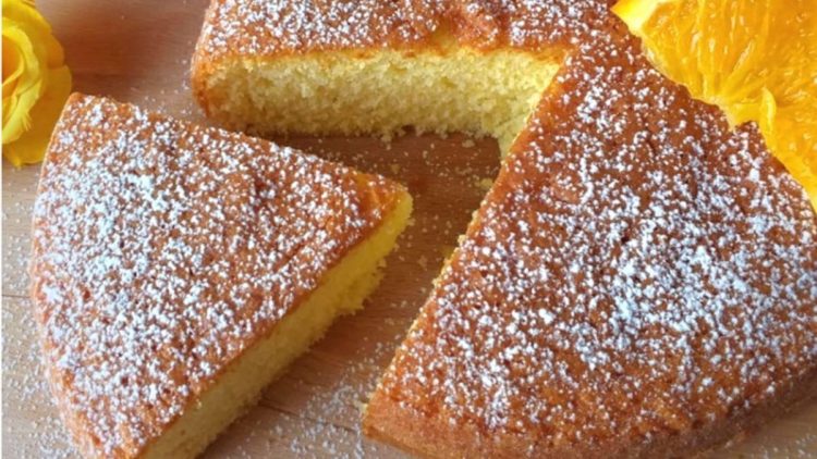 Saftiger Orangenkuchen