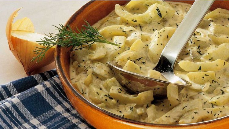 Schmorgurken nach Omas Art: ein schnelles Rezept, das Sie lieben werden
