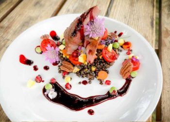 Schweine-Kotelett mit Linsengemüse