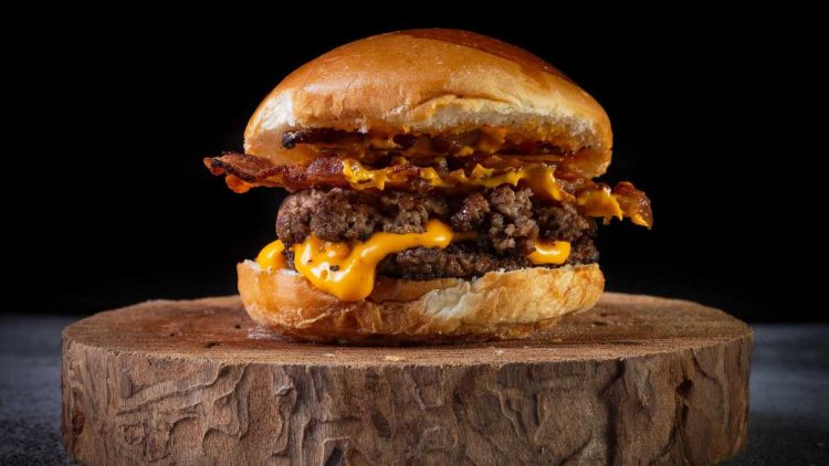 Smashed Bacon Cheeseburger: Burger der Extraklasse
