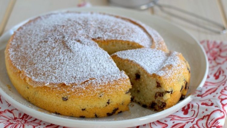 Wasser Kuchen aus der Heißluftfritteuse