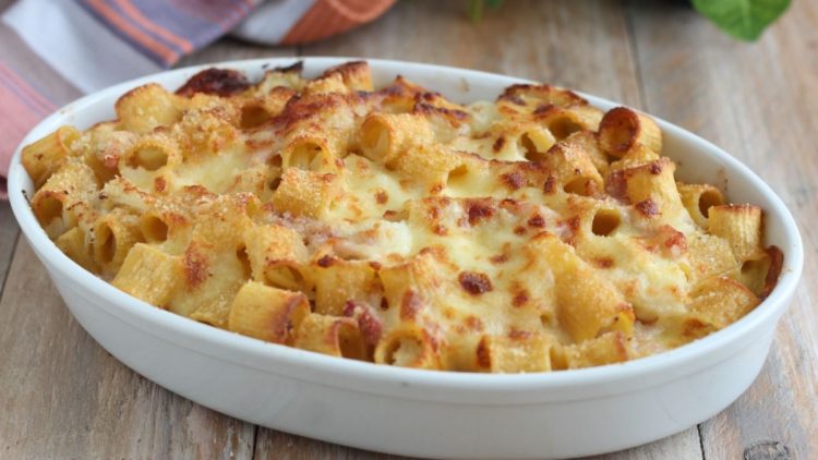 Blumenkohl-Pasta mit Speck aus der Heißluftfritteuse