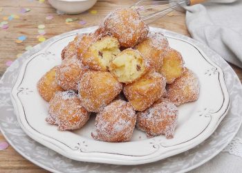 Fluffige Apfel-Rosinen-Fritters