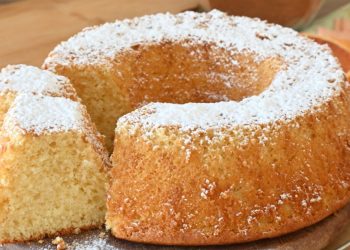 Orangen-Joghurt-Gugelhupf