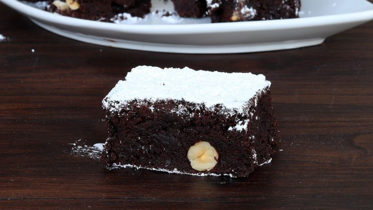 Saftige Haselnuss-Brownies