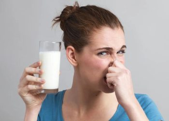 Abgelaufene Milch? Perfekt für die Haus- und Gartenreinigung!