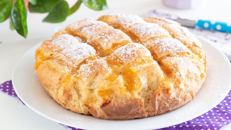 Fluffiger italienischer Marmeladenkuchen