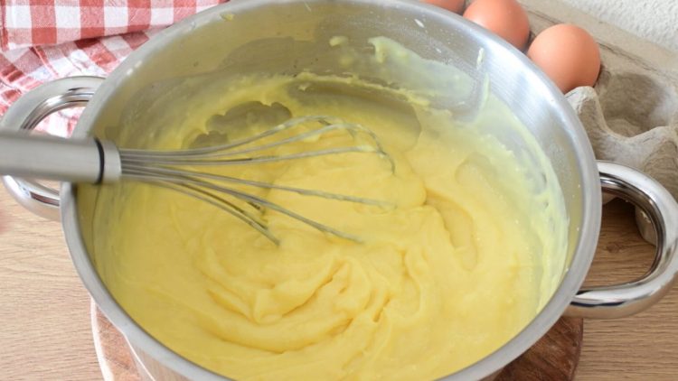 Konditorcreme für Torten, Windbeutel, Krapfen und Co