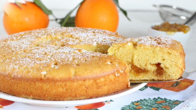 Orangenkuchen mit Marmelade