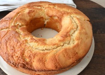 Einfacher Zitronen-Ringkuchen