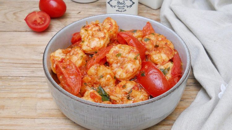 Italienische Garnelen in Tomaten-Weißwein-Sauce