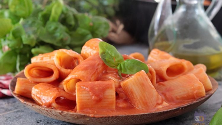 Italienische Schiaffoni-Pasta