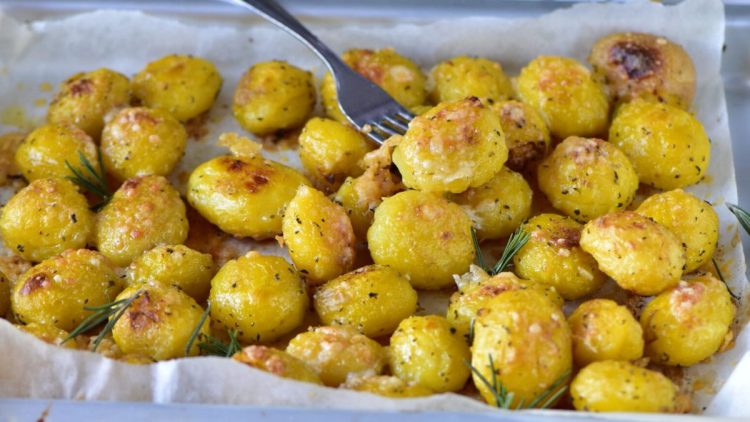 Ofenkartoffeln als Beilage