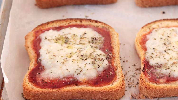 Pizza-Toasts