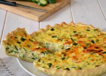 Ricotta-Zucchini-Lachstorte